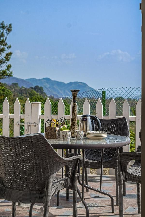 Saffronstays Woodpeckers Villa, Dehradun Rājpur Extérieur photo